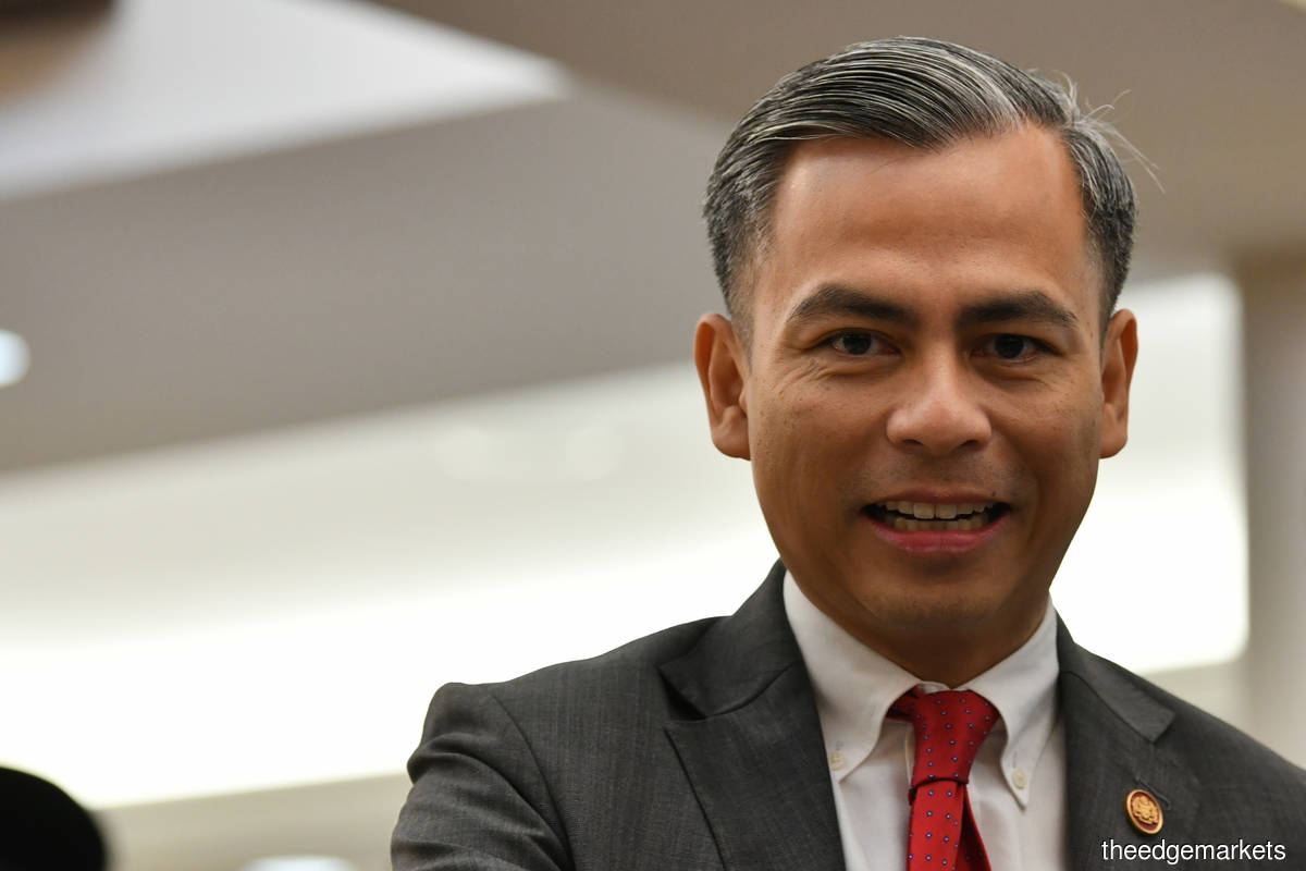 Fahmi: Govt to announce implementation of 5G with added features ... - The Edge Markets (Picture 1)